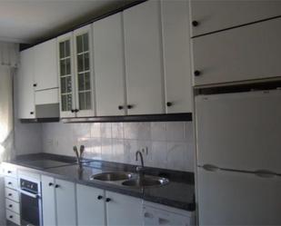 Kitchen of Flat for sale in Valderas