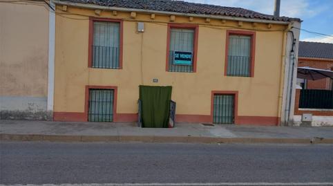 Foto 2 de Casa adosada en venda a Vp-3302, 43, Villavaquerín, Valladolid