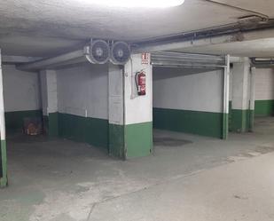 Parkplatz von Garage miete in Marín