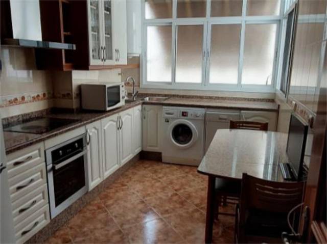 Piso en Venta en Calle Martínez de la Rosa, 106 en Suárez