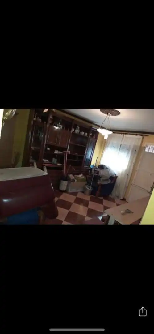 Wohnung zum Verkauf in Calle Aranda, 12, Montejícar Wohnzimmer von Wohnung zum Verkauf in Montejícar mit Möbliert, Ofen und Balkon