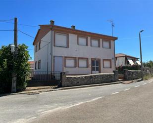 Vista exterior de Casa o xalet en venda en Saldeana amb Calefacció, Traster i Moblat