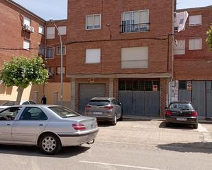 Exterior view of Flat for sale in Valderas