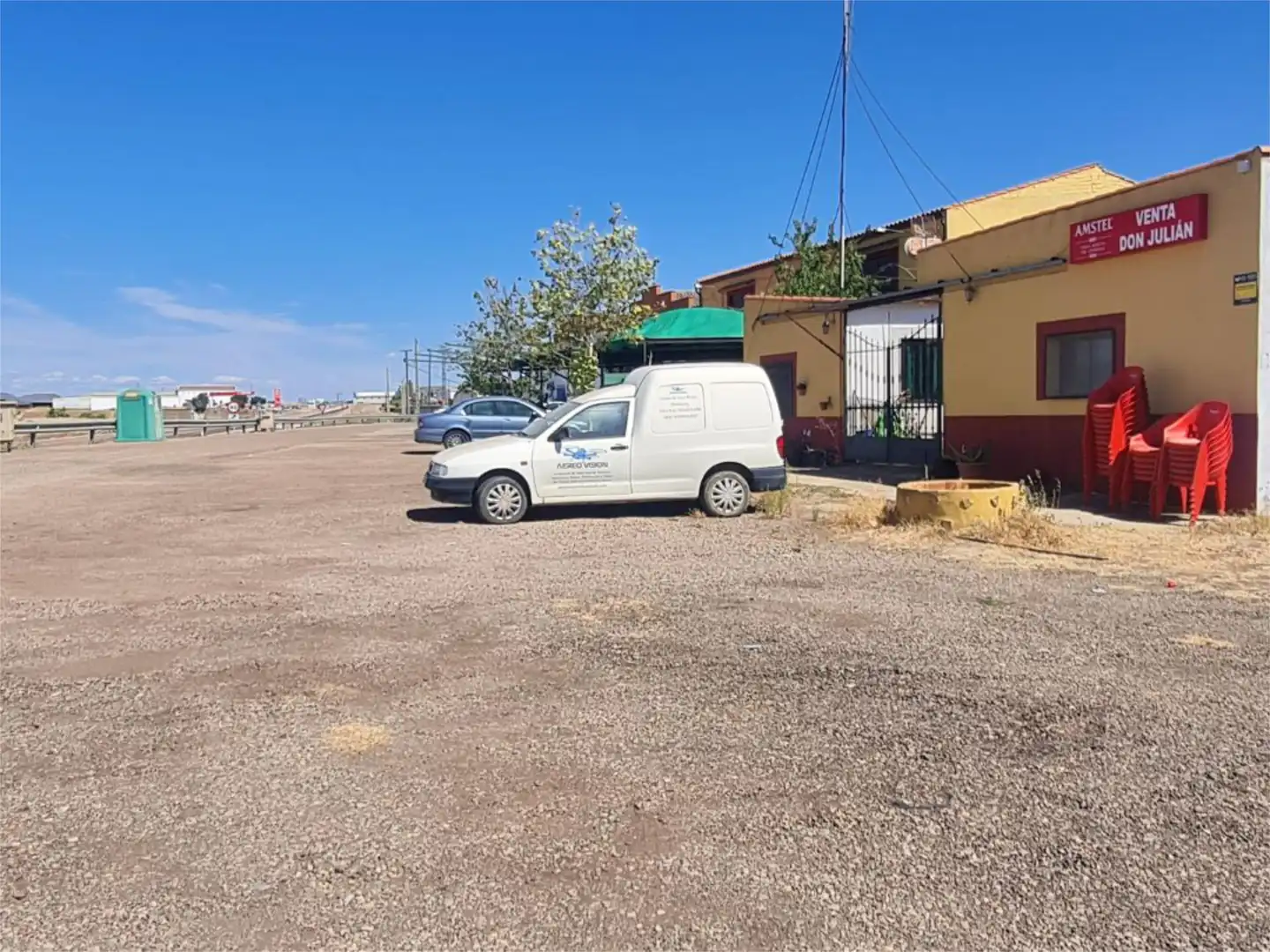 Commercial properties for sale in Arrabal sin Desarrollar, Casas de Don Pedro Parking of Commercial properties for sale in Casas de Don Pedro with Air Conditioner, Heating and Parquet flooring