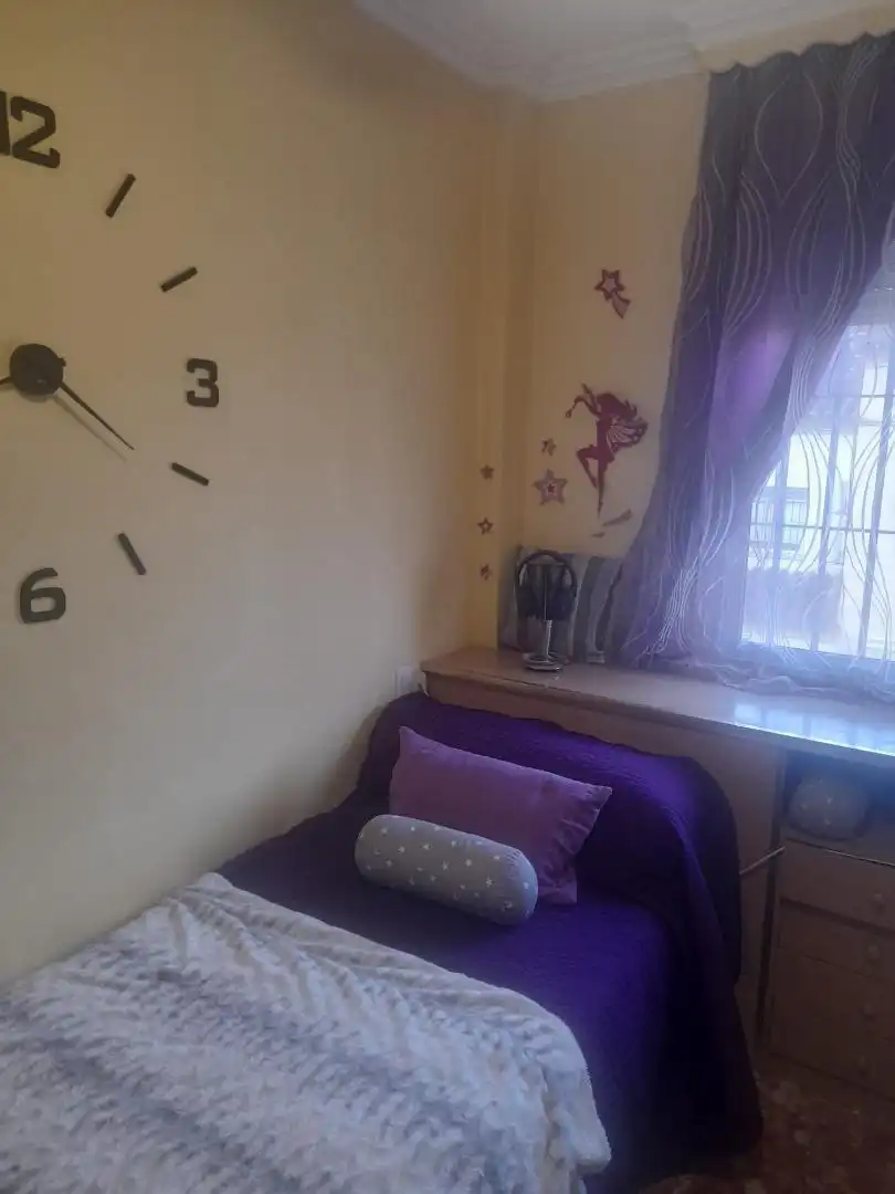 Dormitori de Casa adosada en venda en Alcalá de Guadaira amb Aire condicionat, Calefacció i Jardí privat