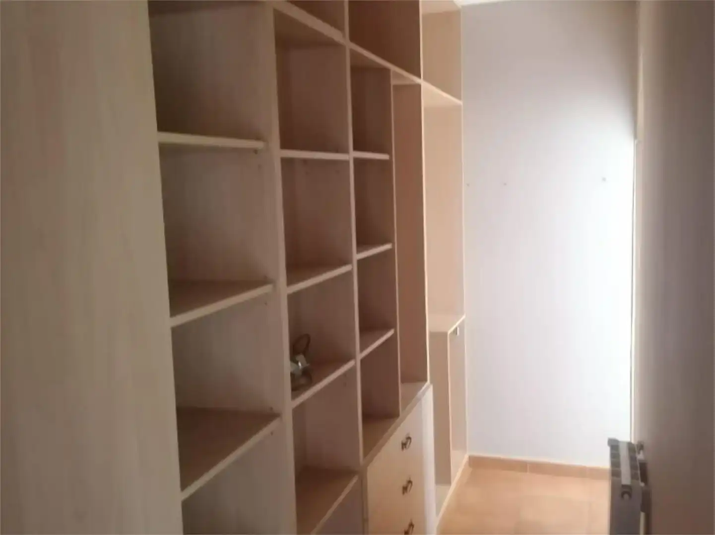 Habitación de Casa adosada en venta en Canals con Aire acondicionado, Calefacción y Jardín privado