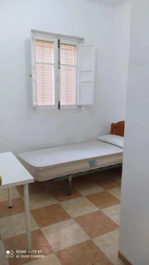 Piso de alquiler en Calle Carlos Brujes, 6, Tiro de Línea