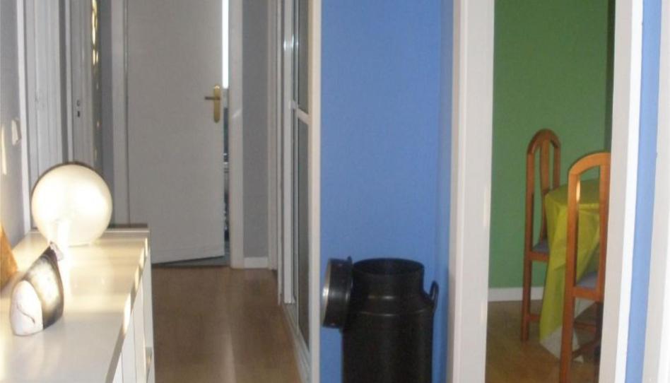 Piso en venta en Santsaerreka Kalea, 13, Asparrena, Araba - Álava - imagen 1 Foto 1 de Piso en venta en Santsaerreka Kalea, 13, Asparrena, Araba - Álava