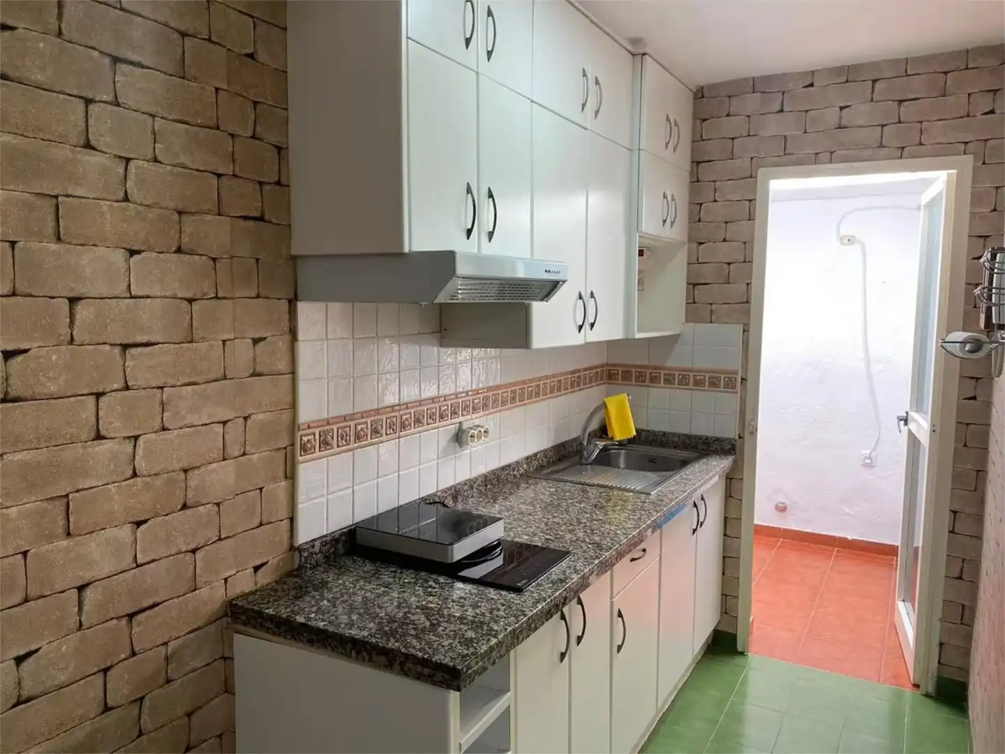 Dúplex en venta en Calle Doctor Agustín Millares Carlo, 24a, Sonnenland Cocina de Dúplex en venta en San Bartolomé de Tirajana con Aire acondicionado, Terraza y Piscina