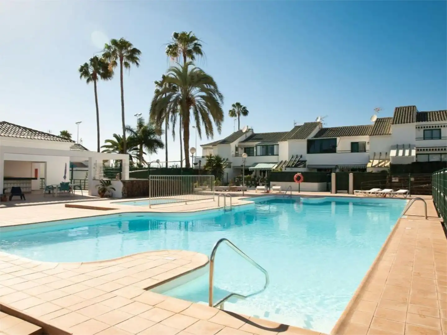 Dúplex en venta en Calle Doctor Agustín Millares Carlo, 24a, Sonnenland Piscina de Dúplex en venta en San Bartolomé de Tirajana con Aire acondicionado, Terraza y Piscina