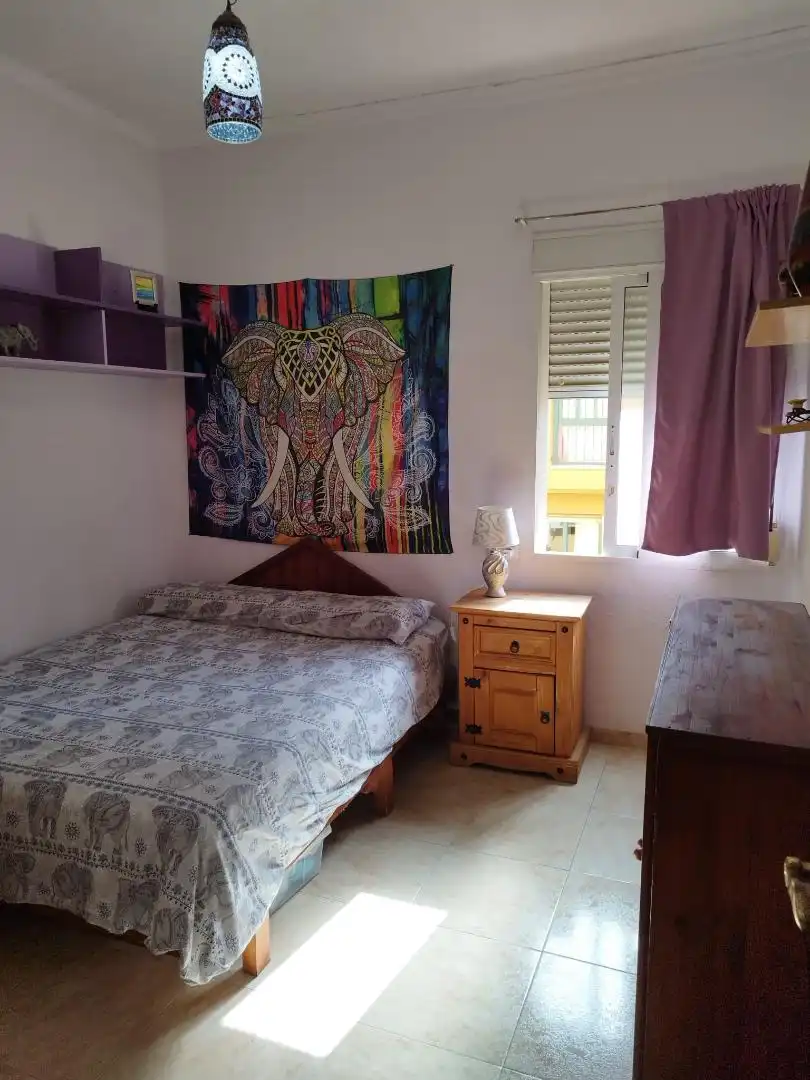 Bedroom of Flat for share in Málaga  with Air Conditioner, Heating and Furnished