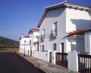 Exterior view of Single-family semi-detached for sale in Almadén de la Plata