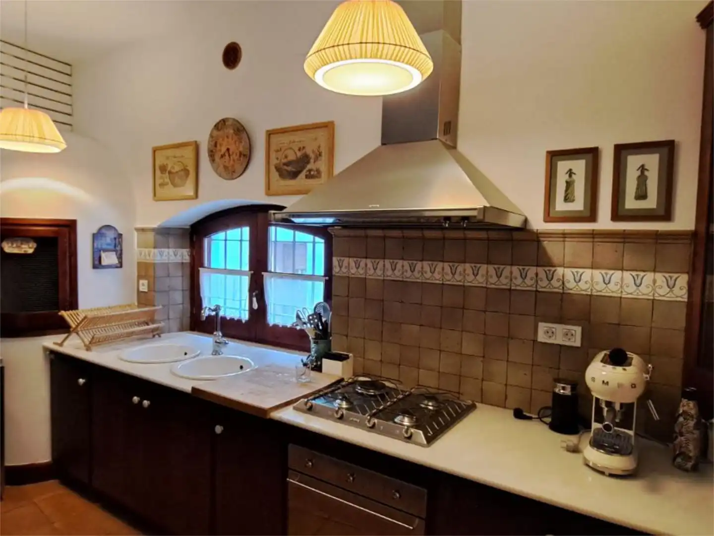 Casa o xalet en venda a Carrer Comtes D'empúries, 9, Castelló d'Empúries Cuina de Casa o xalet en venda en Castelló d'Empúries amb Aire condicionat, Terrassa i Balcó