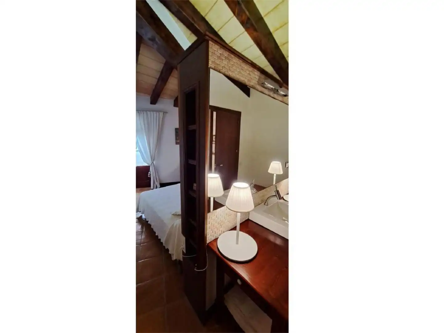 Casa o xalet en venda a Carrer Comtes D'empúries, 9, Castelló d'Empúries Dormitori de Casa o xalet en venda en Castelló d'Empúries amb Aire condicionat, Terrassa i Balcó