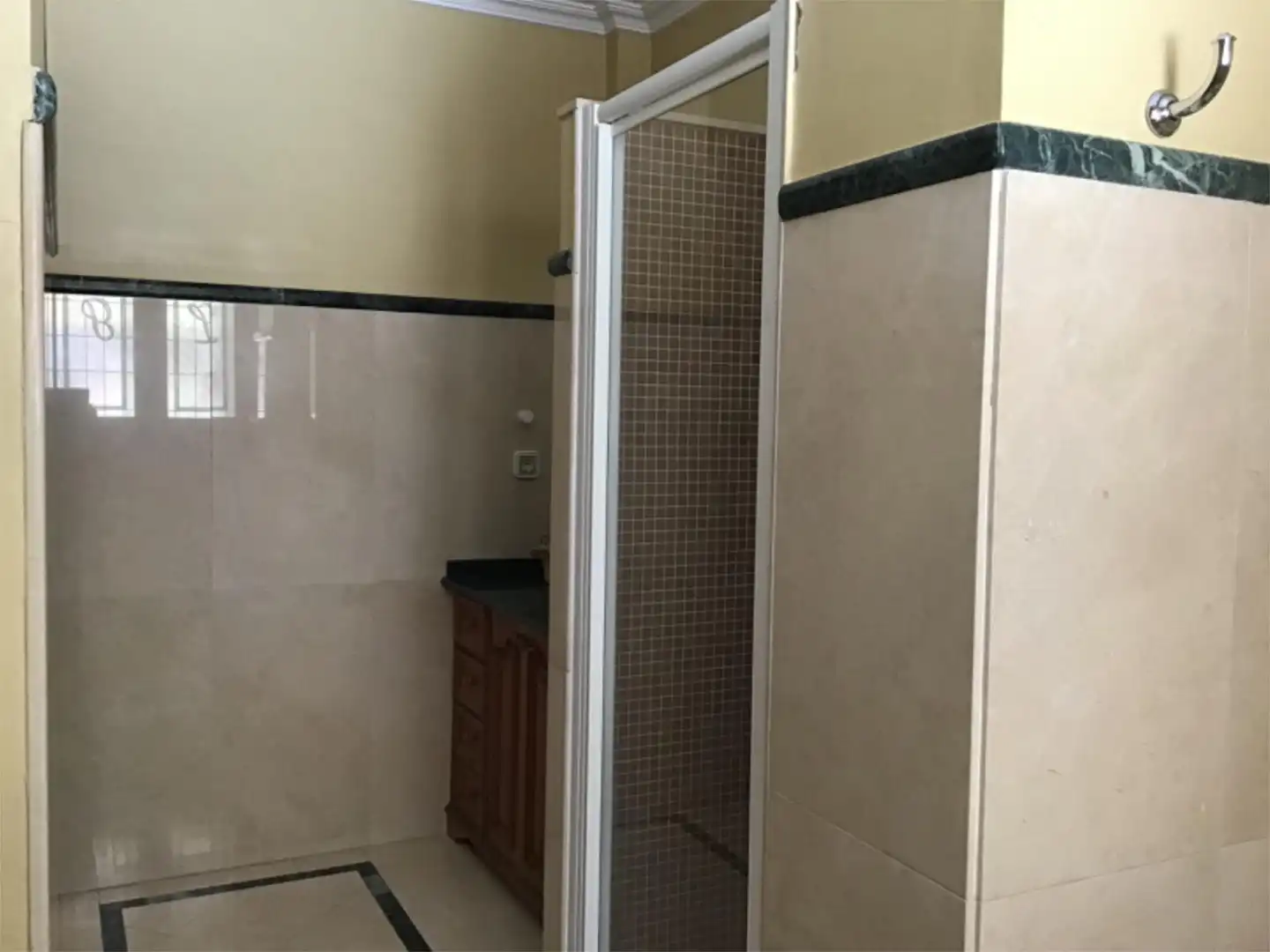 Piso en venta en Avenida Alameda Camilo Sesto, 51, Eixample Baño de Piso en venta en Alcoy / Alcoi con Aire acondicionado, Calefacción y Parquet