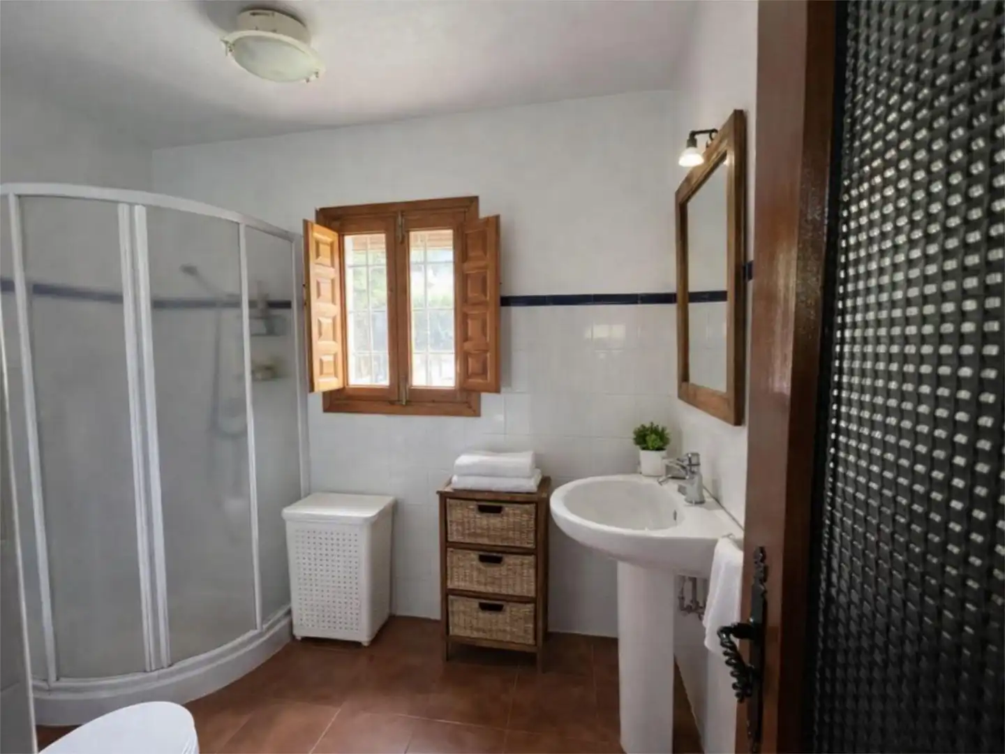 Casa o chalet en venta en Ibi Baño de Casa o chalet en venta en Ibi con Terraza y Piscina