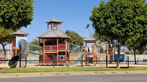 Constructible Land for sale in Calle Residencia H.h.cruz Blanca, 17, Entrenúcleos, Sevilla - image 3 Photo 3 of Constructible Land for sale in Calle Residencia H.h.cruz Blanca, 17, Entrenúcleos, Sevilla