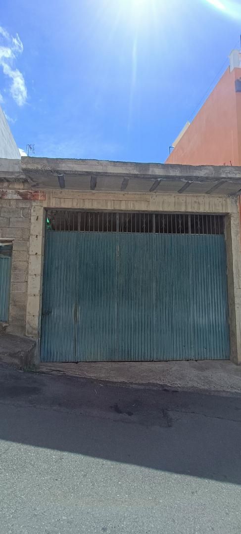 Vista exterior de Garatge en venda en Santa Úrsula