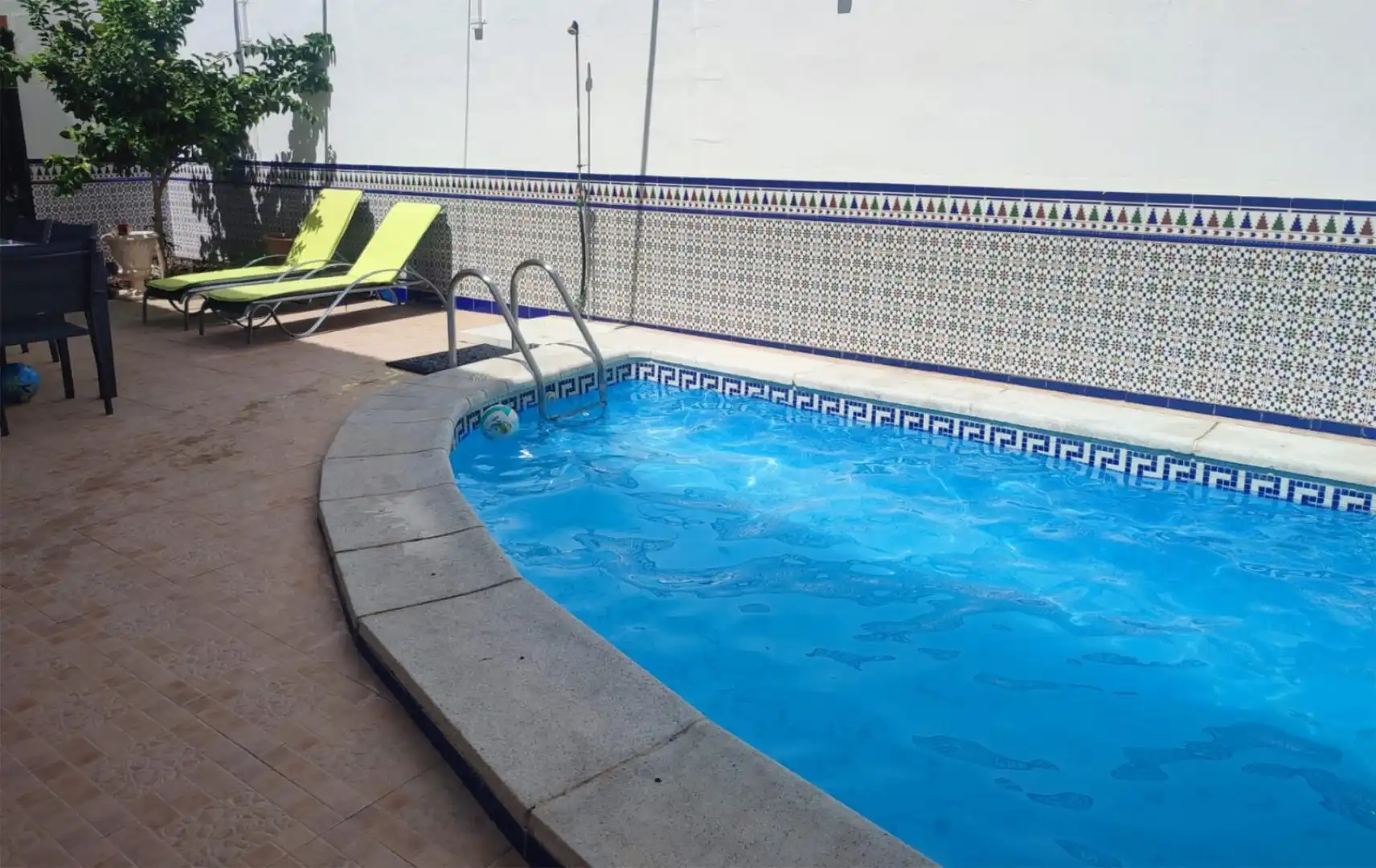 Houses for sale in Calle Rafael Alberti, 54, Castro del Río Swimming pool of Houses for sale in Castro del Río