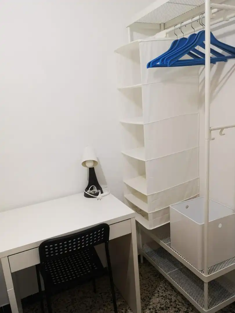 Piso de alquiler en Calle Jose Saramago, 17, Parque María Luisa -Giralda Sur Habitación de Piso de alquiler en Sevilla con Aire acondicionado, Calefacción y Amueblado
