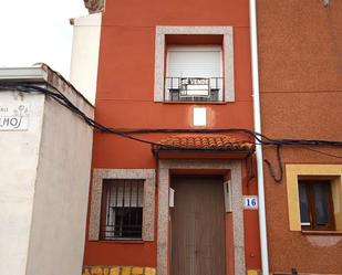 Exterior view of Planta baja for sale in Villalba del Rey