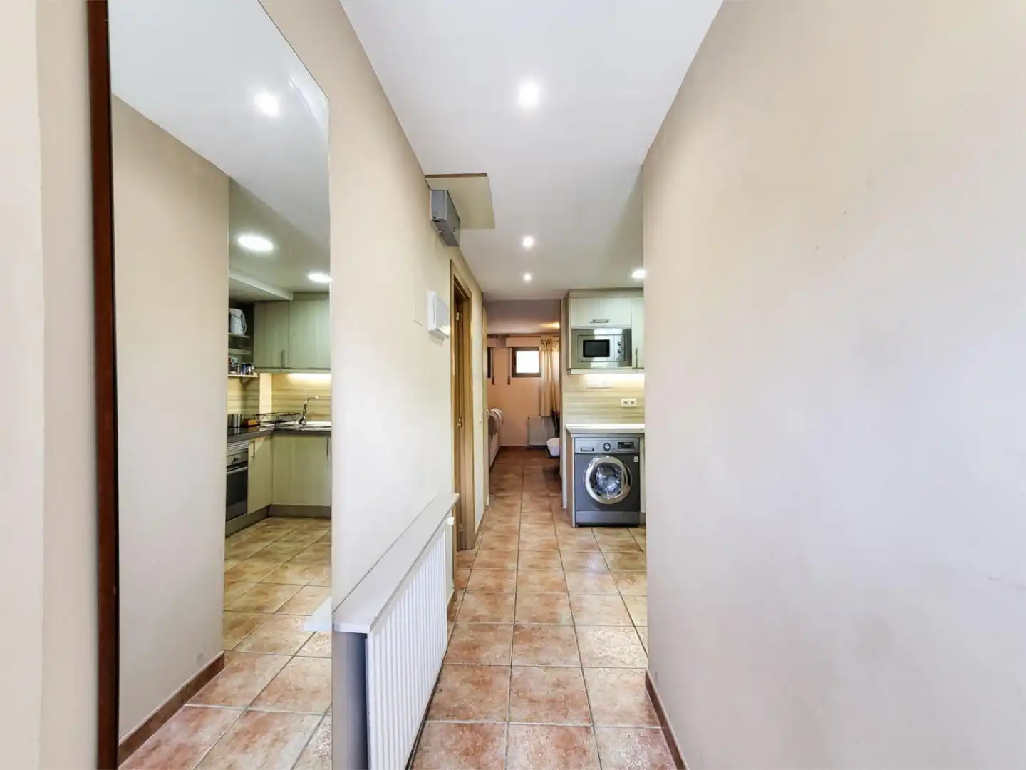Flat for rent in Calle de Santillana del Mar, 6, Casco Antiguo Flat for rent in Boadilla del Monte with Air Conditioner, Heating and Private garden