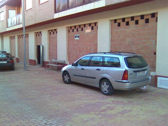 Local comercial en Alquiler en Avenida Balsicas, 9 en Roldán