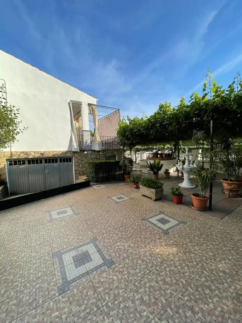 Casa o xalet en venda a Calle Carretera de Almeria, 6, Valle del Zalabí Vista exterior de Casa o xalet en venda en Valle del Zalabí amb Aire condicionat, Calefacció i Jardí privat