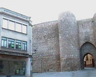 Vista exterior de Casa adosada en venda en Almazán amb Terrassa i Traster