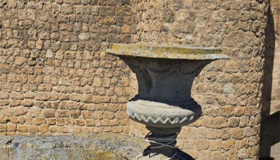 Casa adosada en venda a Calle Caba, 1, Almazán, Soria - imatge 1 Foto 1 de Casa adosada en venda a Calle Caba, 1, Almazán, Soria