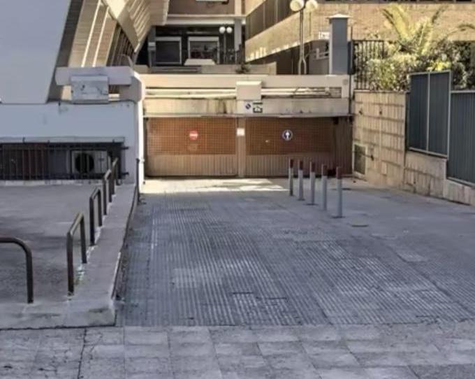 Photo 1 of Garage to rent in Calle de Beatriz de Bobadilla, 15, Ciudad Universitaria, Madrid