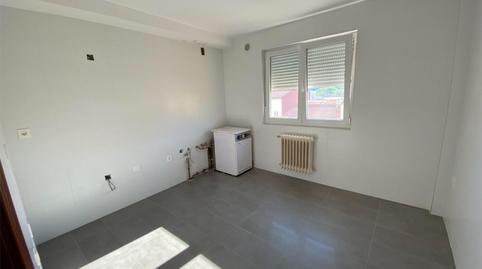 Photo 3 of Flat for sale in Calle del Obispo Almarcha, 4, El Ejido - Santa Ana, León Capital