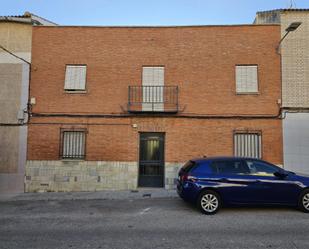 Exterior view of Single-family semi-detached for sale in  Jaén Capital  with Terrace and Balcony