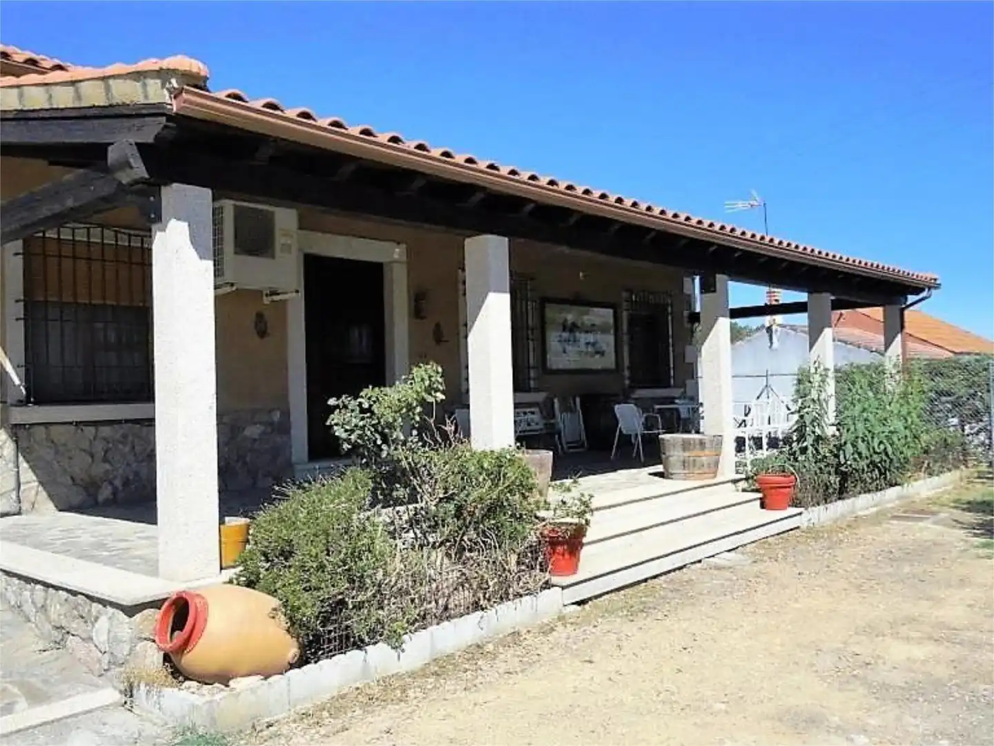 Houses for sale in Coria  with Private garden, Storage room and Furnished
