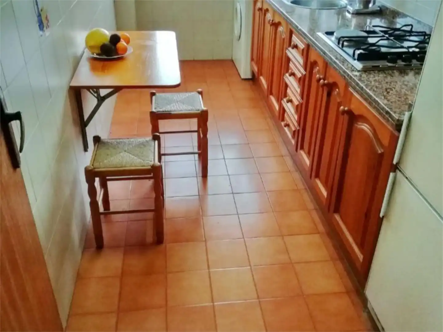 Wohnung zur Miete in Avenida Federico García Lorca, 17, Centro Küche von Wohnung zur Miete in Salobreña mit Möbliert