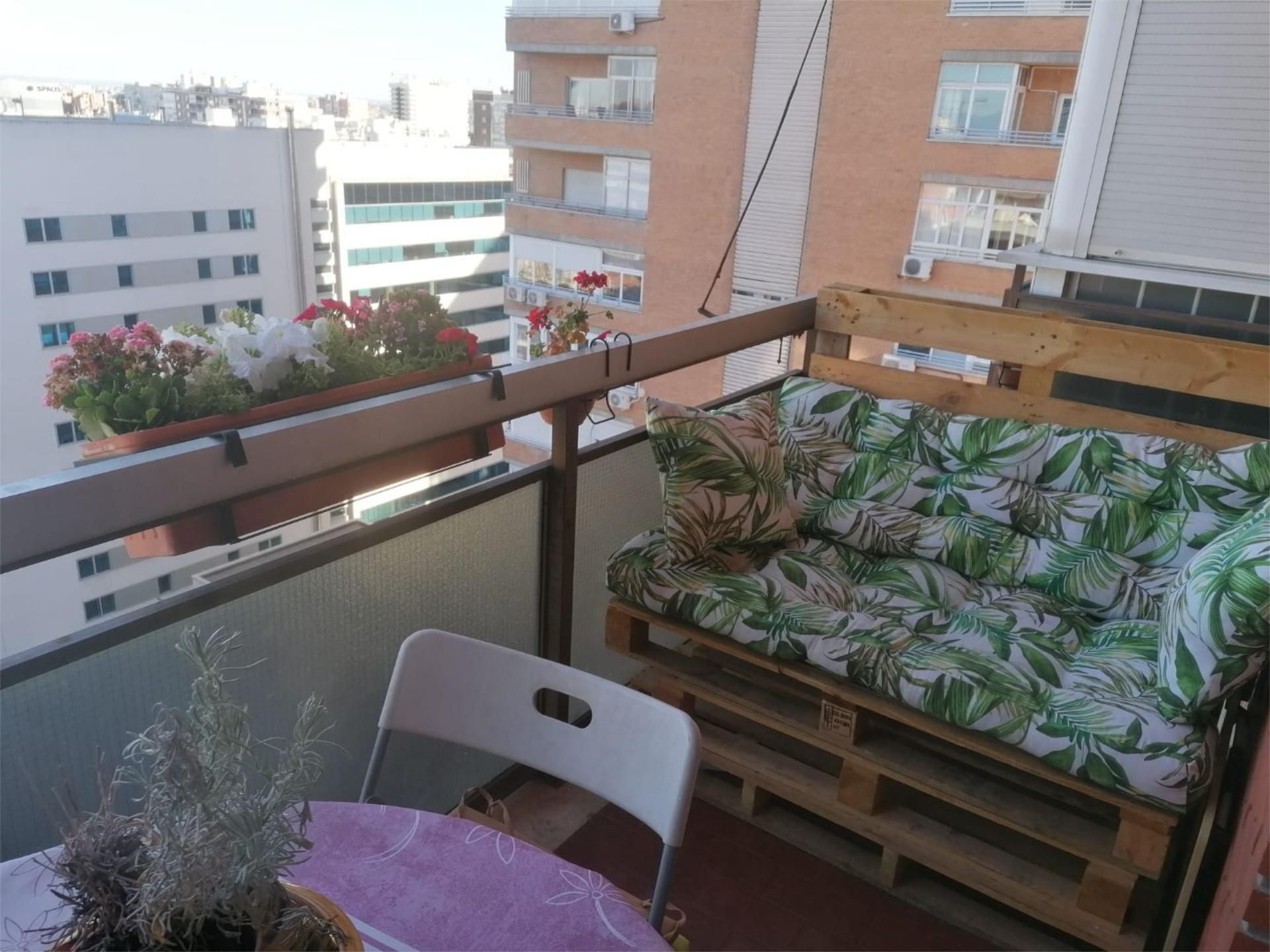 Balcony of Flat to rent in  Madrid Capital  with Air Conditioner, Heating and Parquet flooring