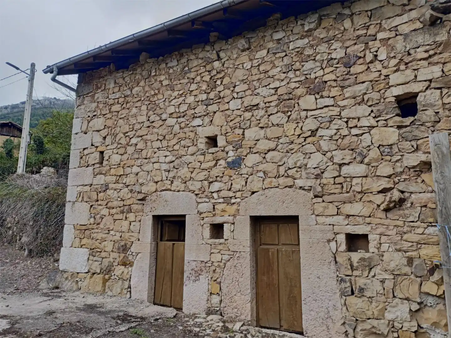 Piso en venta en Lugar Bustiello, Proaza Vista exterior de Piso en venta en Proaza con Jardín privado