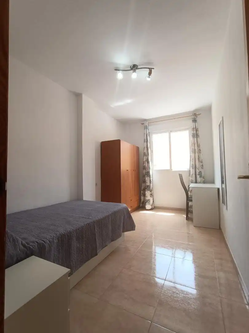 Habitación en Paseo del Generalife, 65, Huércal de Almería Habitación en Paseo del Generalife, 65, Huércal de Almería