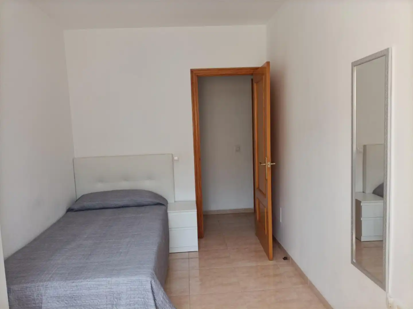 Habitación en Paseo del Generalife, 65, Huércal de Almería Habitación en Paseo del Generalife, 65, Huércal de Almería