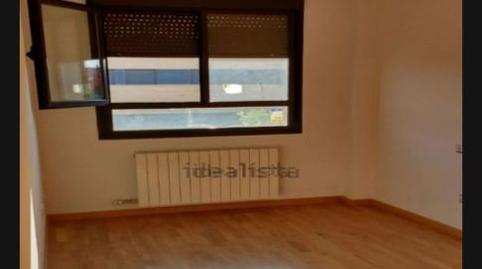 Foto 2 de Pis en venda a Calle Lamberto de Echeverría, 27, La Platina- Hospital - Campus, Salamanca Capital