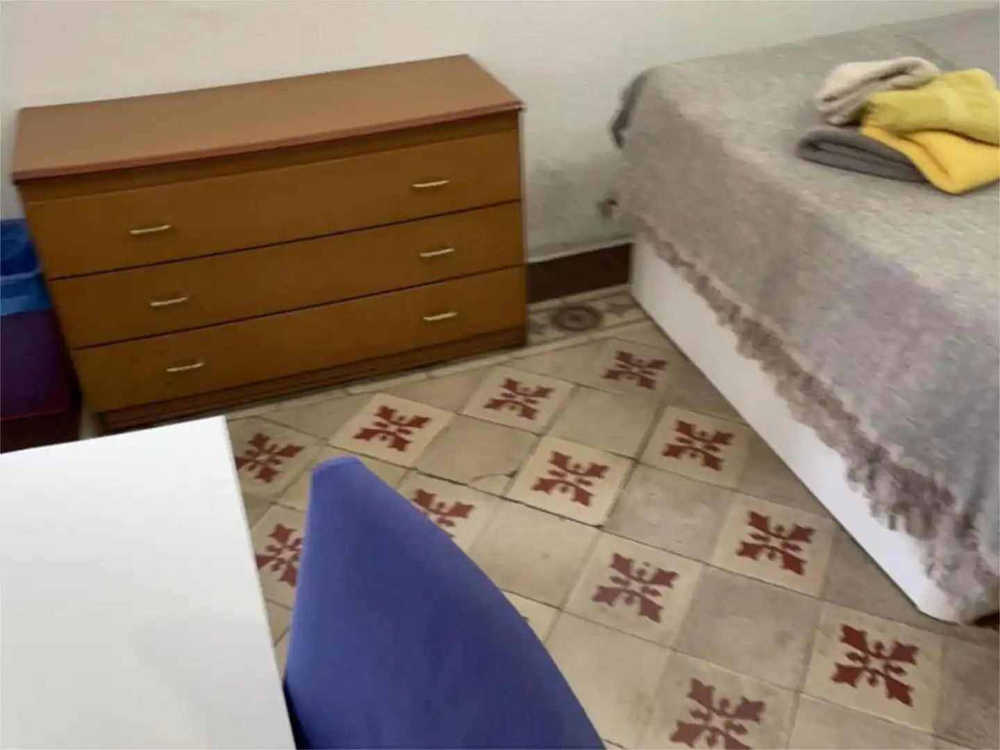 Habitació a Ronda de Sant Pau, 4, El Raval Dormitori de Pis per a compartir en Barcelona amb Aire condicionat, Calefacció i Moblat