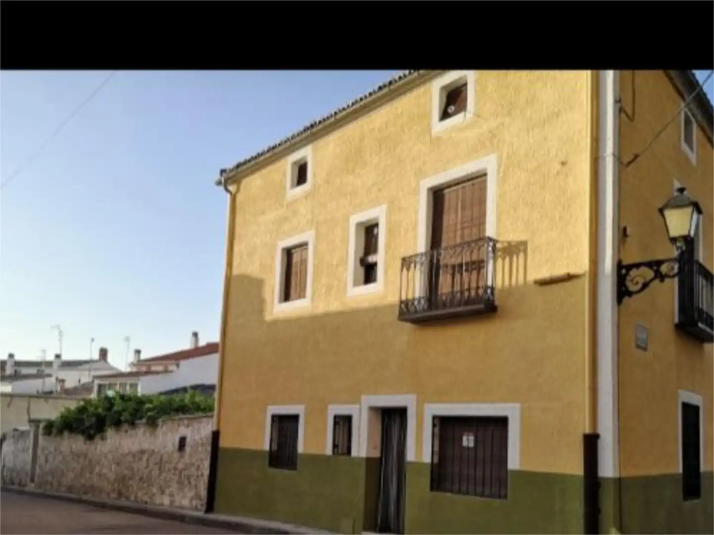 Pis en venda a Calle Rey Juan Carlos I, 17, Huete Vista exterior de Pis en venda en Huete amb Calefacció, Jardí privat i Moblat