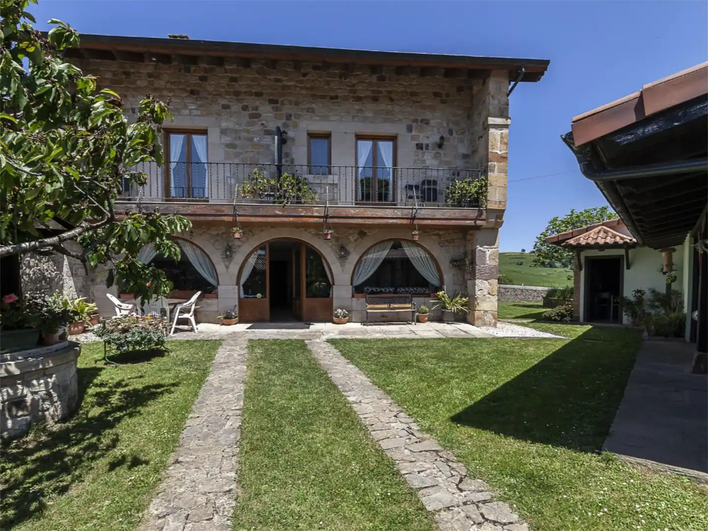 Büro zum Verkauf in Barrio Rumoroso, Polanco Außenansicht von Büro zum Verkauf in Polanco