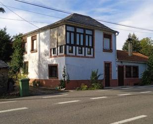 Vista exterior de Finca rústica en venda en A Gudiña  amb Terrassa i Balcó