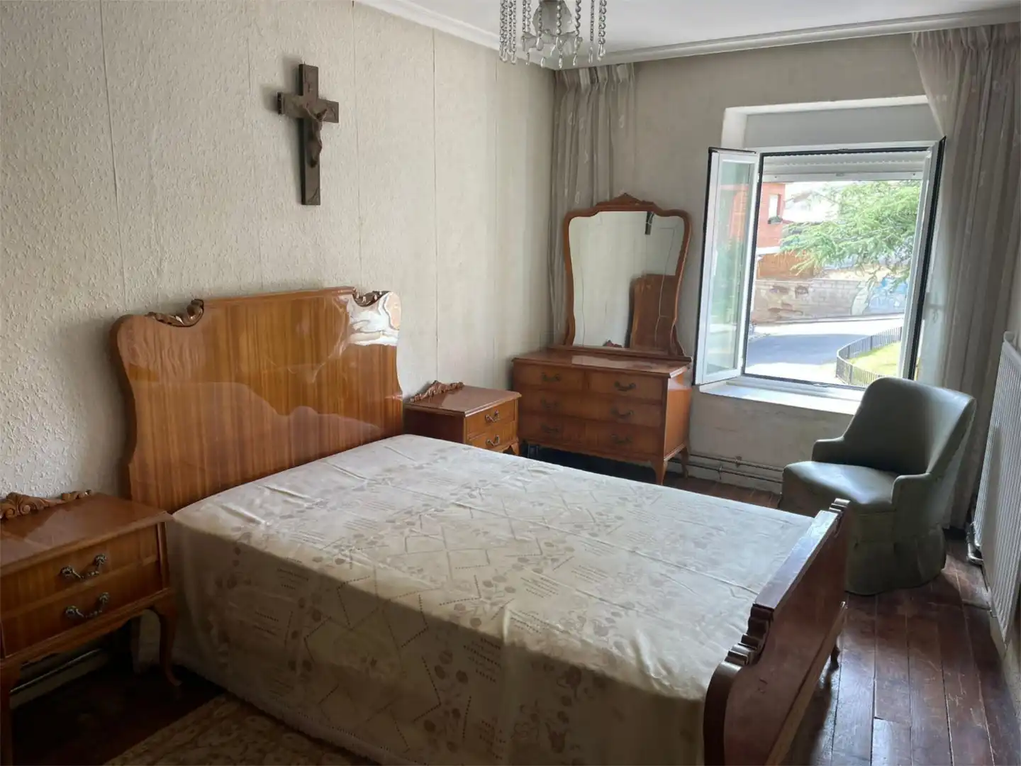 Finca rústica en venda a Travesía Cementerio Viejo, 5, Ferral del Besnega Dormitori de Finca rústica en venda en San Andrés del Rabanedo amb Calefacció, Parquet i Traster