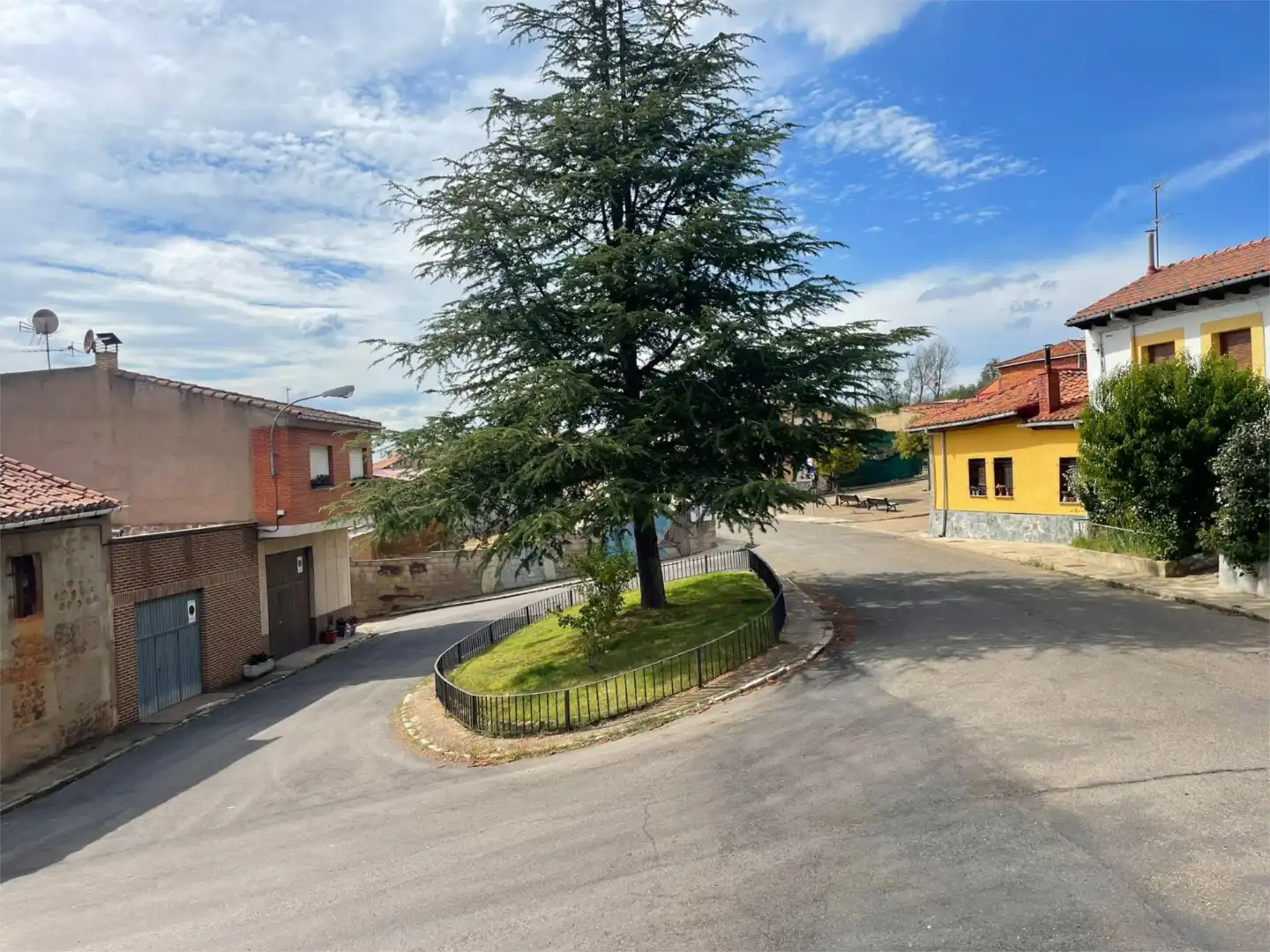 Finca rústica en venda a Travesía Cementerio Viejo, 5, Ferral del Besnega Vista exterior de Finca rústica en venda en San Andrés del Rabanedo amb Calefacció, Parquet i Traster