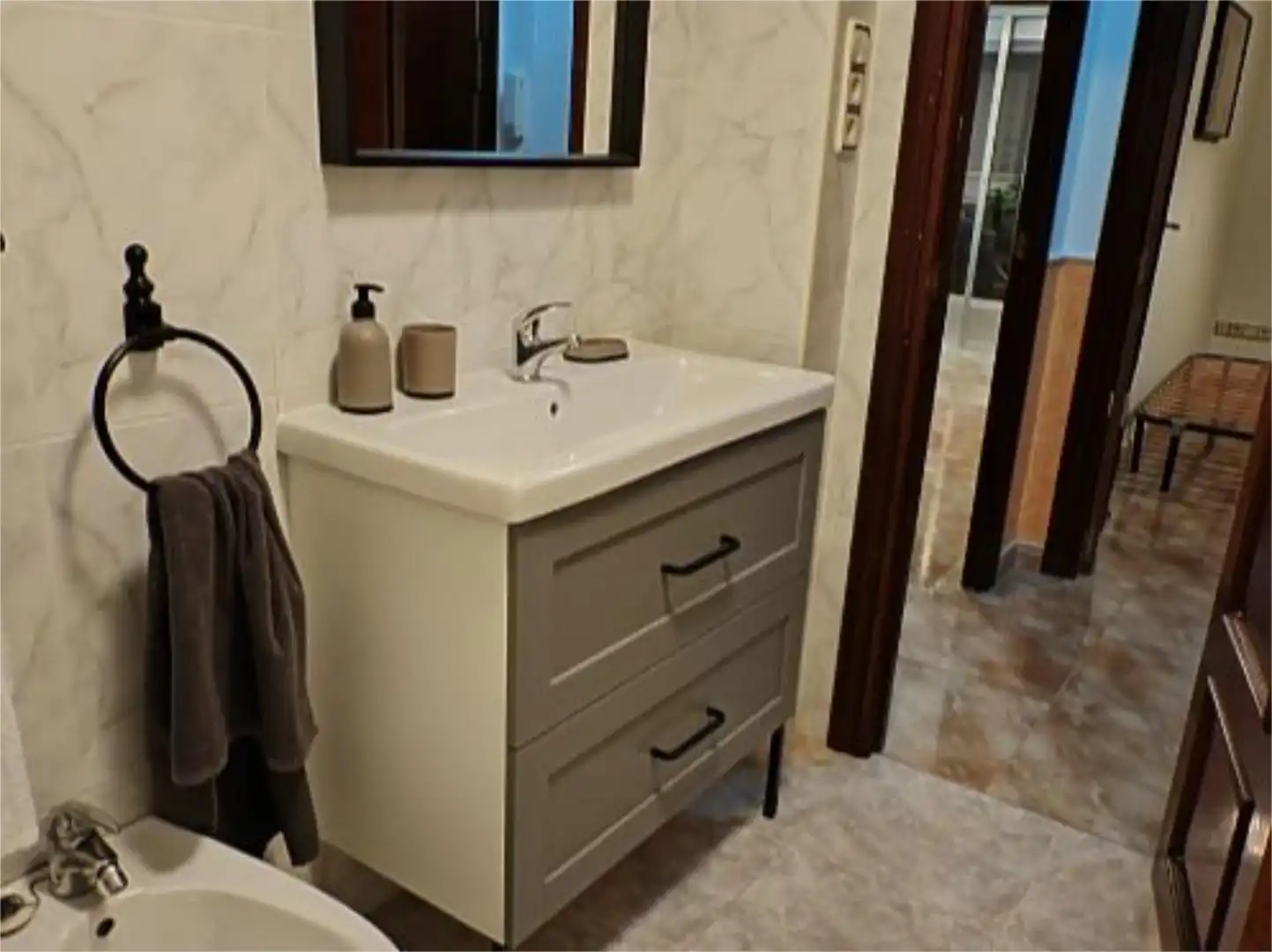 Room in Calle de Vicente López Abadía, 1, La Magdalena Room in Calle de Vicente López Abadía, 1, La Magdalena