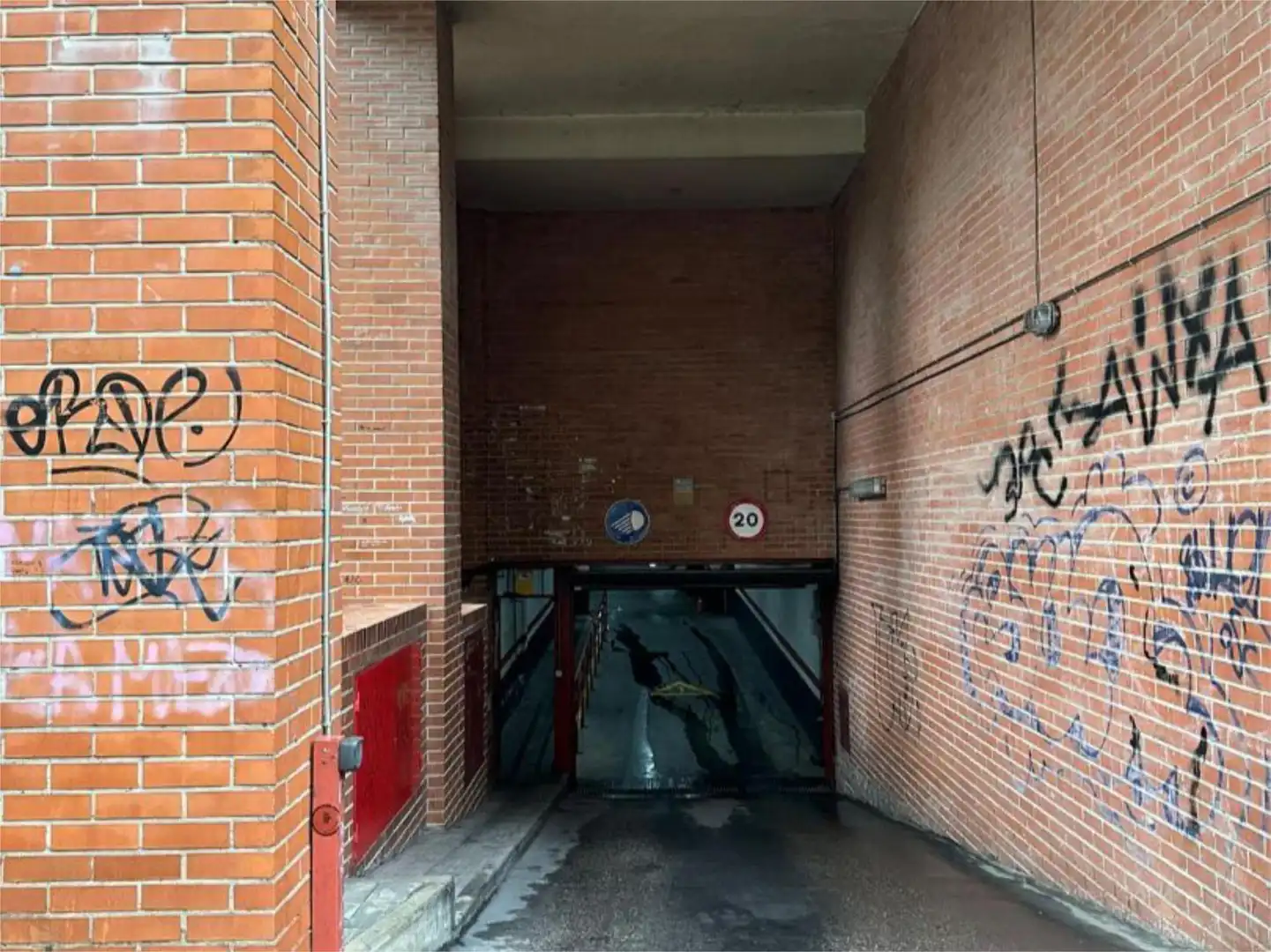 Garage for rent in Calle de Oneca, 16, Coslada pueblo Garage for rent in Coslada