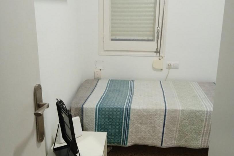 Pis per a compartir a Carrer de Sant Alexandre, 42, Horta, Barcelona Capital - imatge 1 Foto 1 de Pis per a compartir a Carrer de Sant Alexandre, 42, Horta, Barcelona Capital