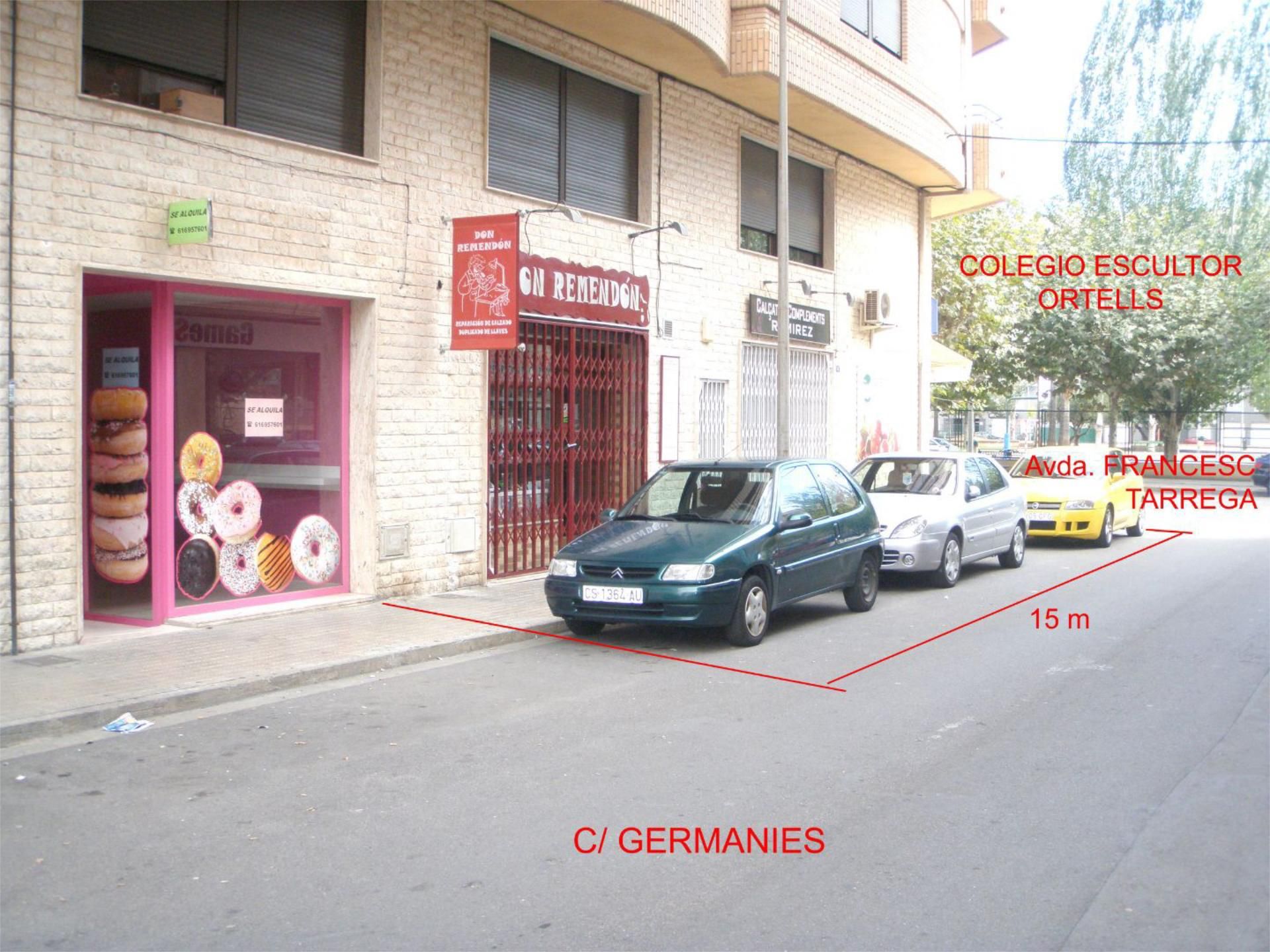 Local de lloguer a Carrer Germanies, 8, Piscinas